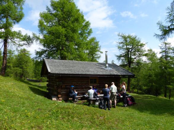 Ein wohlverdiente Rast am höchsten Punkt auf 1700 m.