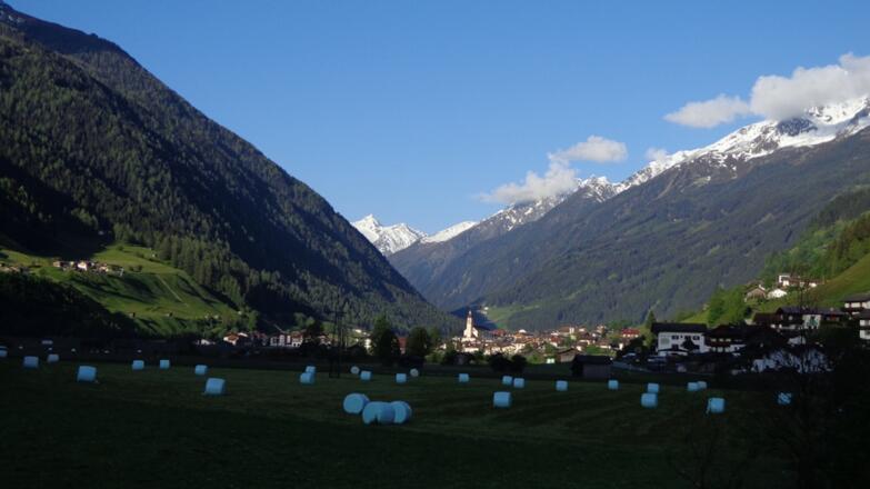 Neustift im Stubaital um 07.00 Uhr in der Früh.