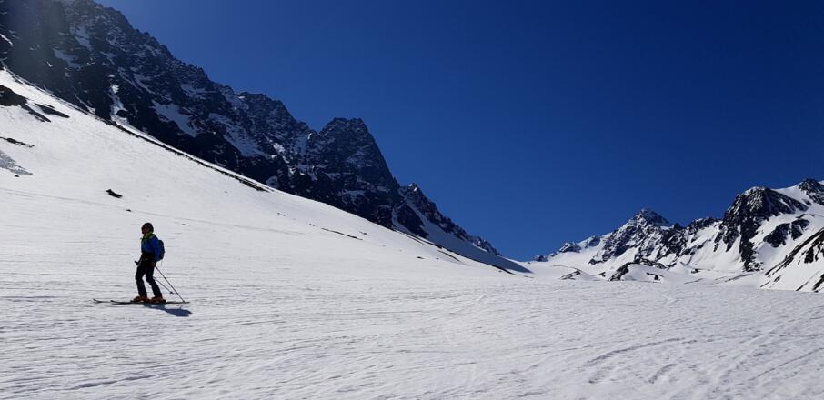 Firnabfahrt ins Längental