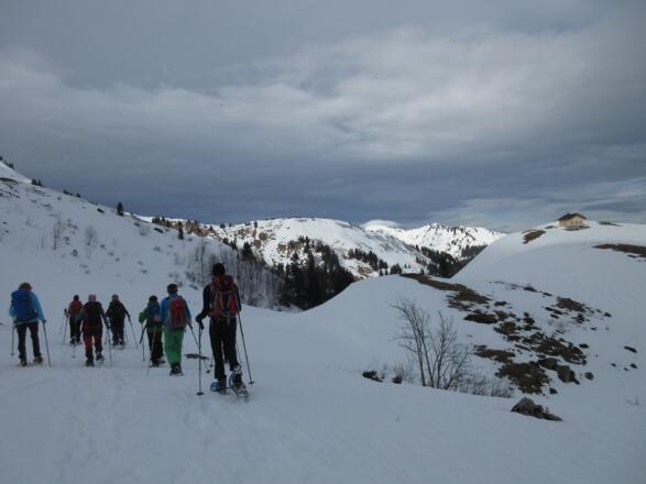 Im etwas flacheren Zwischenstück, bevor wir weiter absteigen.