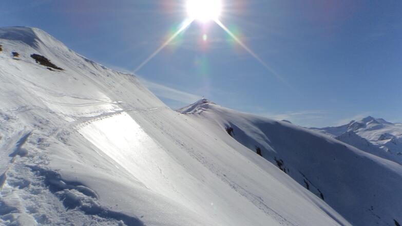 Blick zurück zum Naviser Kreuzjöchl.