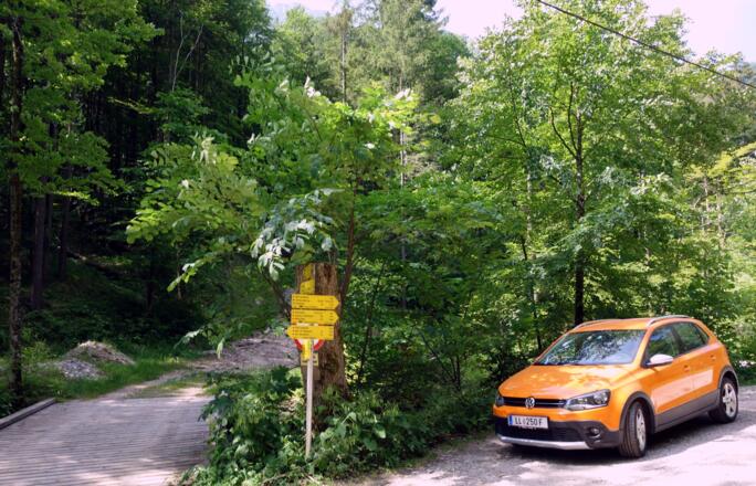 Parkplatz, Brücke 550m