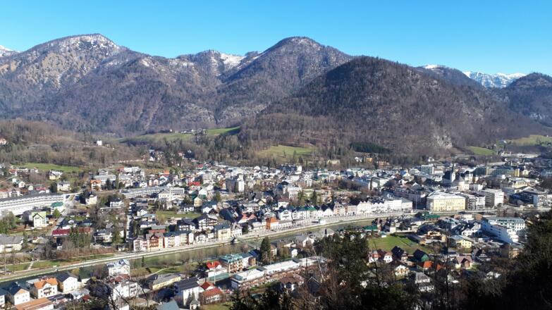 Bad Ischl vom Gipfel des Siriuskogels gesehen (23. März 2019)