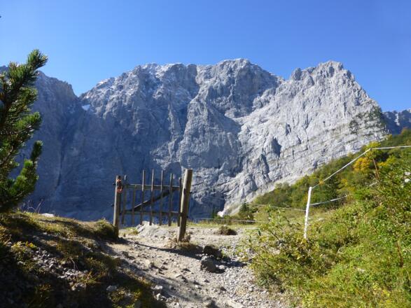 Wunderbare Ausblicke auf die Karwendelgipfel