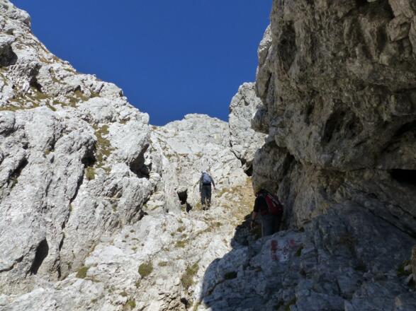 Schöne Kletterpassagen unterhalb des Hochsessels.