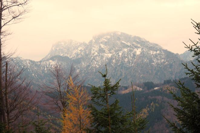 Krems-und Falkenmauer im diffusen Licht