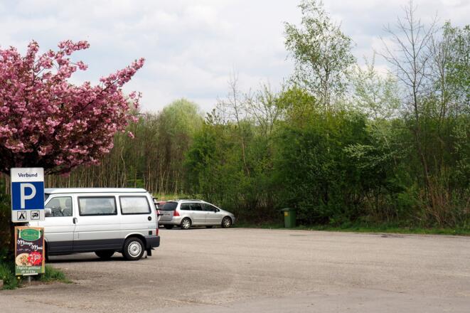 Parkplatz Fall Wilhering, (266m) beim Kraftwerk