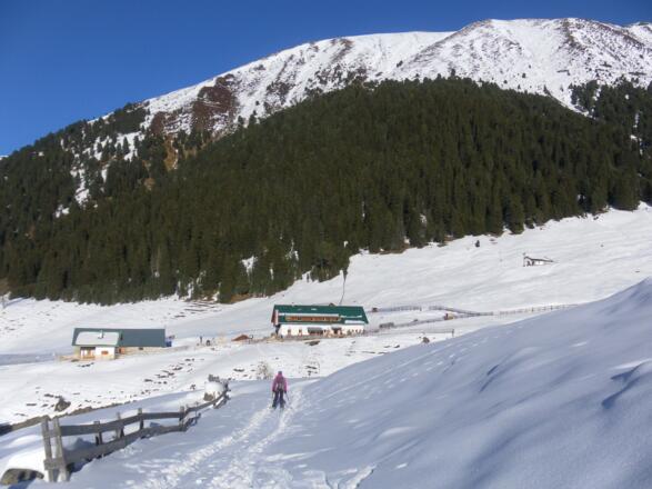Einmündung zur Kemateralm