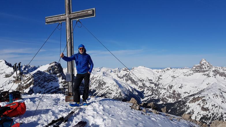 Auf dem Gipfel Blick Richtung Hochvogel