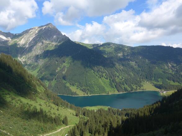 Vilsalpsee mit Gaishorn