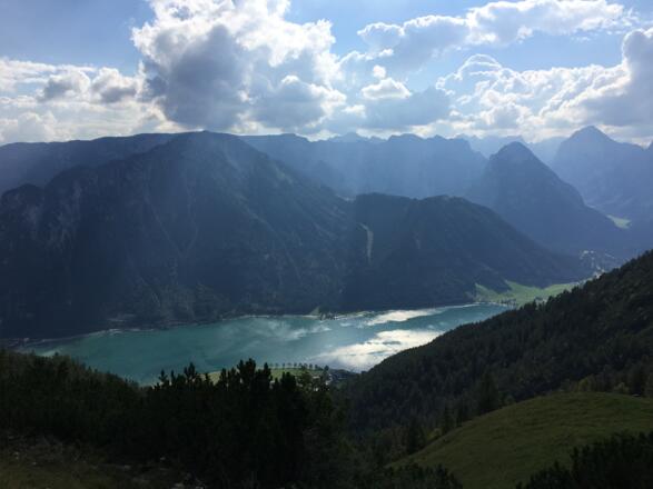 Blick auf den Achensee Richtung Pertisau