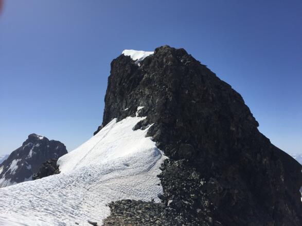 Blick zurück zum Signalhorn mit Abstieg Richtung Egghorn.