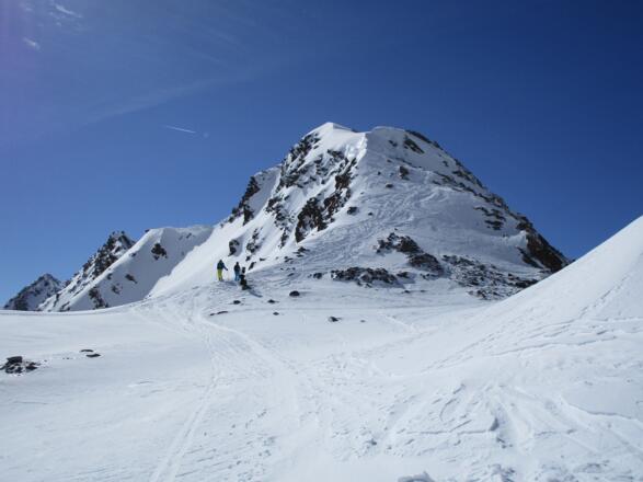 die Hoffmanspitze kann von der Schwarzwand-Scharte aus erklettert werden