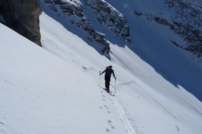 Die letzte Querung, bevor wir den Gipfelrücken erreichen.