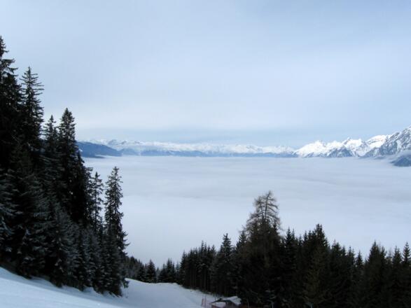 Am Beginn des Aufstiegs - Das Inntal verborgen unter einer dicken Nebeldecke