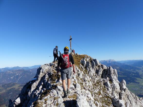 Ein erhabenes Gefühl, nun auch auf der Maukspitze zu stehen.