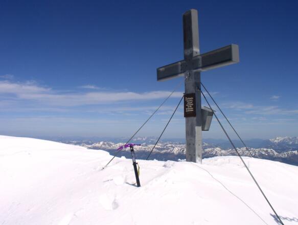 Gipfelkreuz 3204m