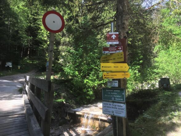 zum Normalweg