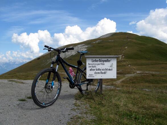 Ende der Radlstrecke - Ab hier geht's die letzten Meter zu Fuß