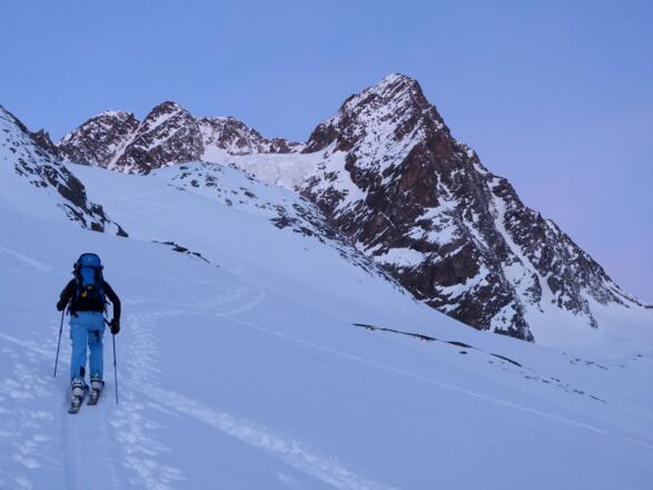 Dämmerung im Plangeroß-Tal, "Bei der Ploder" - unter dem Ploderkogel (=Vorgipfel der Seekarlesschneid).