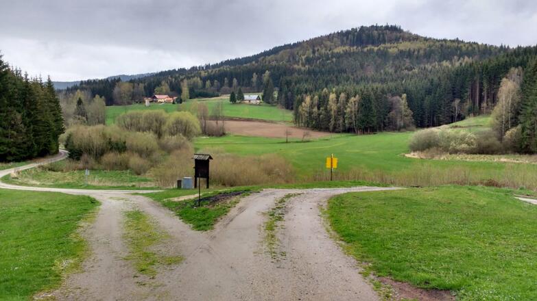Die Abzweigung bei Eisenwerk - rechts halten!