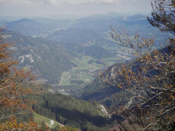Blick vom Burgspitz auf Rotmäuer/Feichteck