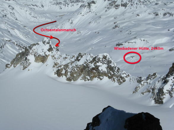 Der Blick geht ins Tal zu unserem Anmarschweg im Ochsental!