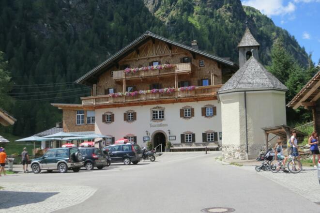Ausgangspunkt und Parkplatz beim Matreier Tauernhaus
