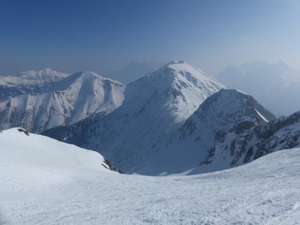 Blick zur Gartnerwand und zur Pleis Spitze.