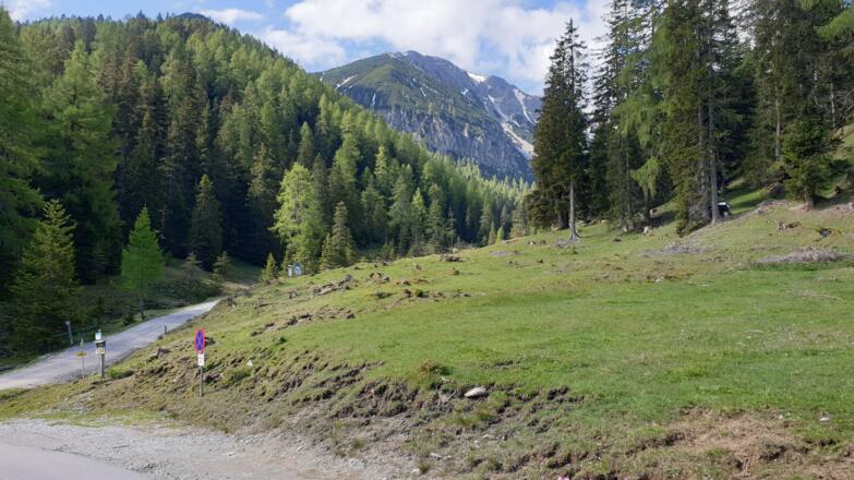 Start beim Eingang des langen Tals