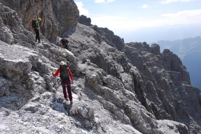 Gehgelände mit viel Schutt und Geröll