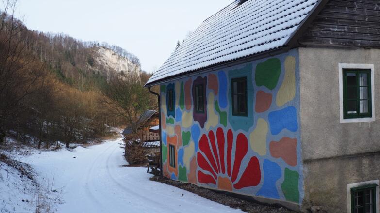 Buntes Haus um 375m erreicht