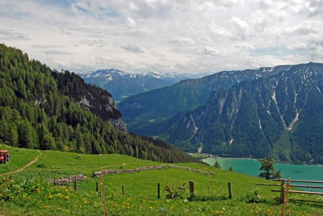 Am Aussichtspunkt Dalfazer Alm