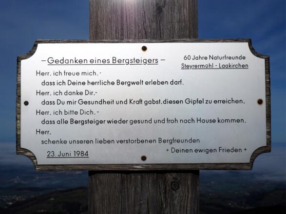 Bergsteigergedanken am Gipfelkreuz