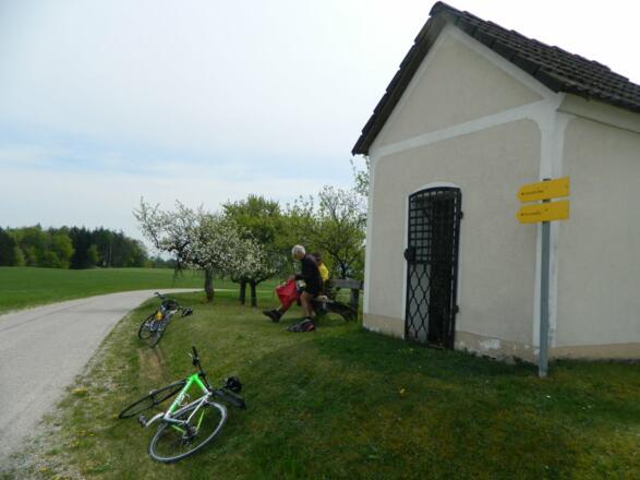Rast bei Kapelle