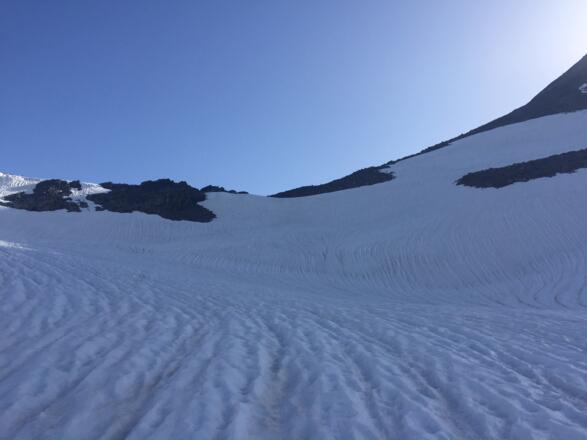 in dieser Einsattelung beginnt der Westgrat des Piz Jeremias