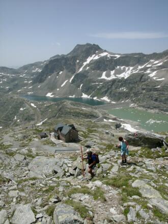 Start im Schroffenhang hinter der Hütte