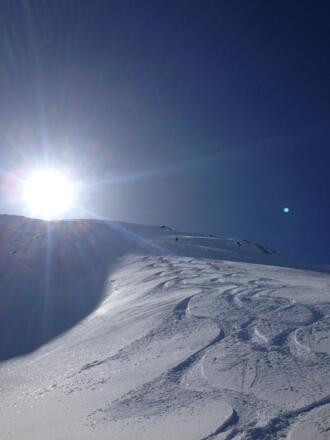 Belohnung mit Pulverabfahrt