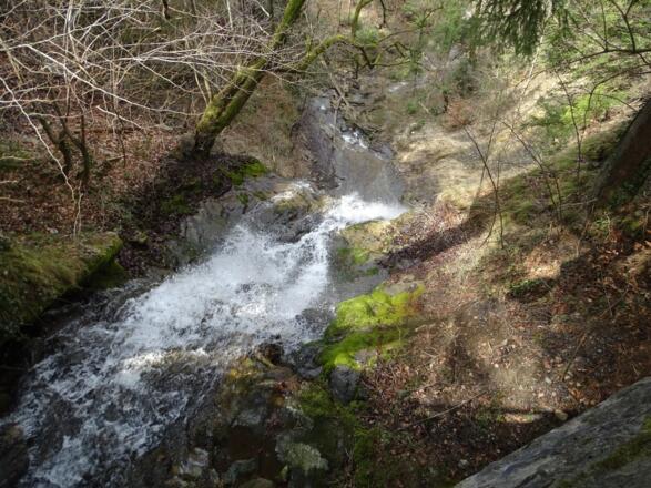 Wasserfall bei der Lorexbrücke