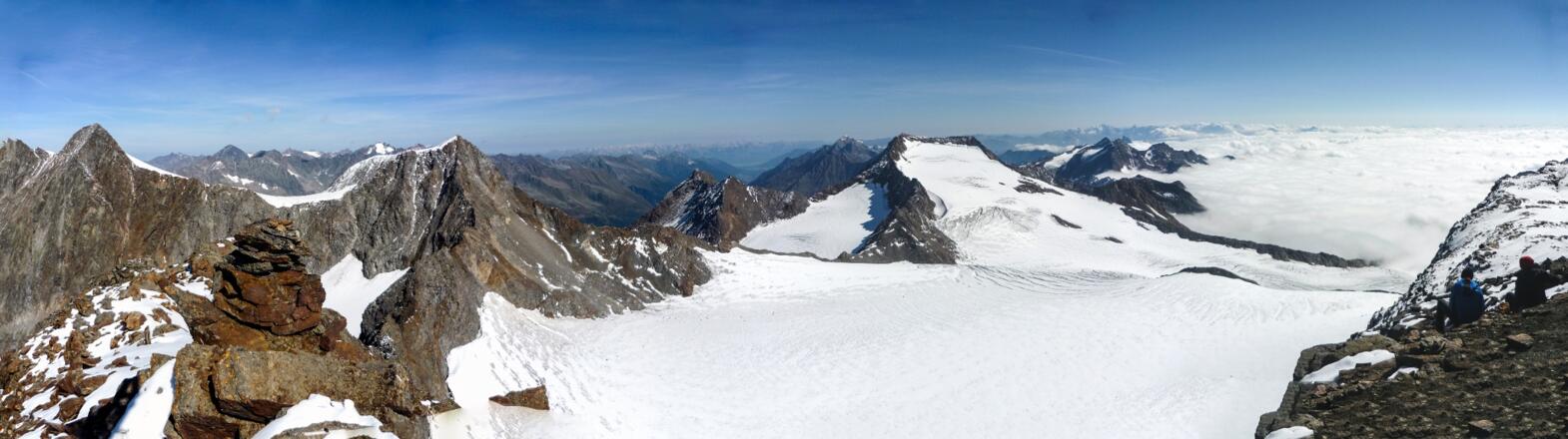 Gipfelpanorama: Zuckerhütl, Wilder Pfaff, Wilder Freiger