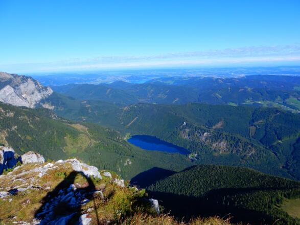 Tiefblick zum Langbathsee