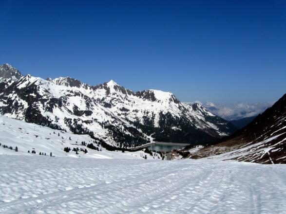 Blick zurück - unten der Speicher Längental
