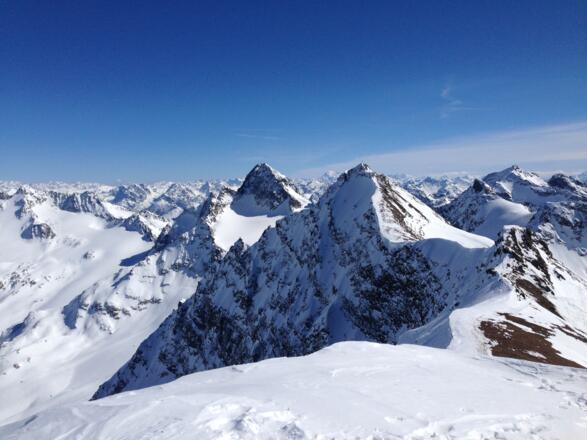 Blick von der Schneeglocke zum Slivrettahorn, Signalhorn, Egghorn, Biz Buin, Dreiländerspitz