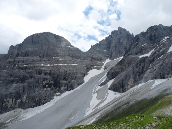 Im Antlitz des Gschnitzer und Pflerscher Tribulaun.