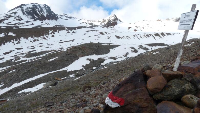 Wegweiser unterhalb Vernagthütte