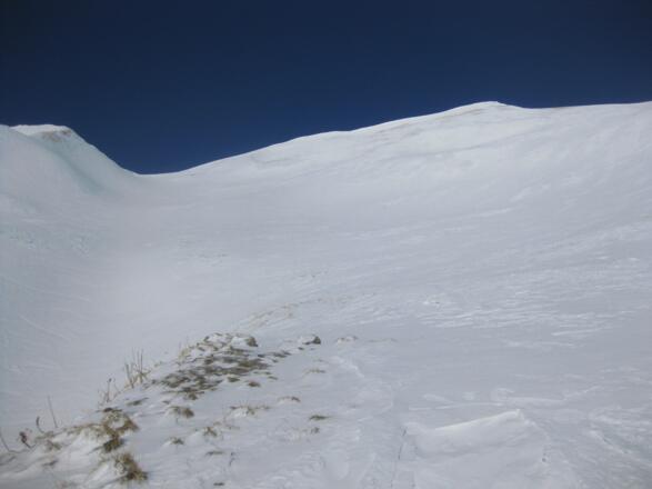 Der Schlußhang: rechts oben die Schulter der Bleispitze