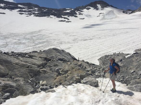 Hier erfolgt der Übergang über den Brandnergletscherzu den Schafköpfen