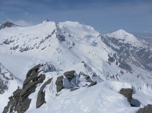 Gipfelblick: Sonnblick, Hocharn, Ritterkopf
