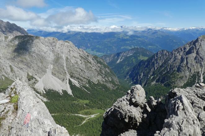 Blick von der Weittalspitze ins Tal des Galitzenbaches
