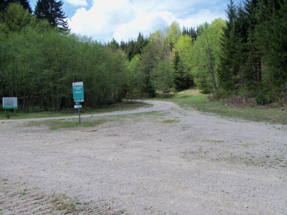 Immer den Wegweisern nach Trattenbach folgen.